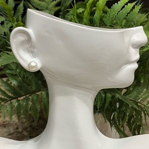 Genuine 14KT 8mm Cultured Button Pearl Stud Earrings